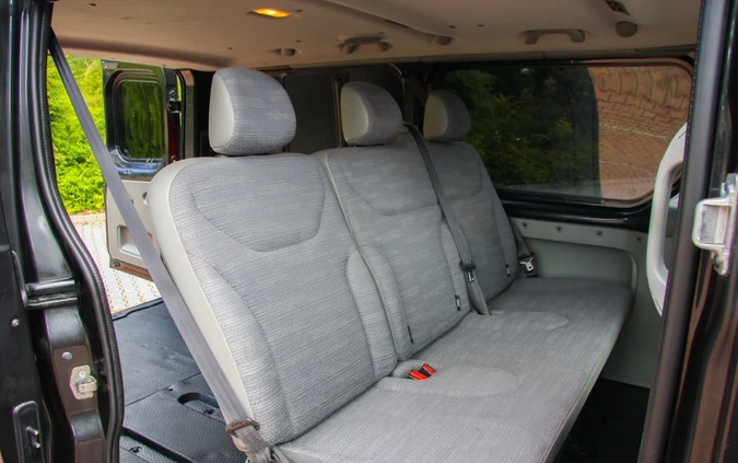 Renault Trafic cena 44900 przebieg: 269000, rok produkcji 2011 z Wałbrzych małe 704